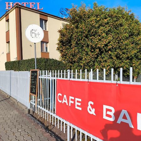 Hotel Eden 24H Rzeszów Esterno foto
