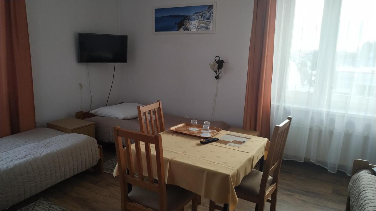 Hotel Eden 24H Rzeszów Esterno foto