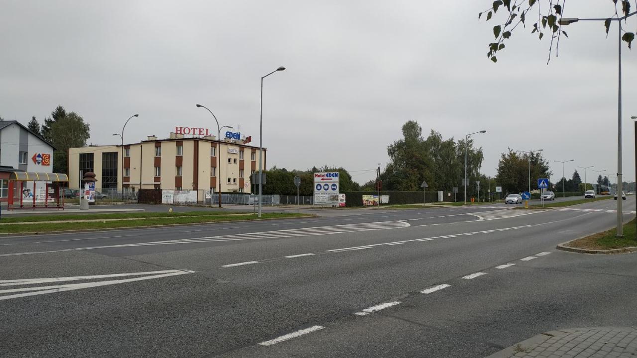 Hotel Eden 24H Rzeszów Esterno foto